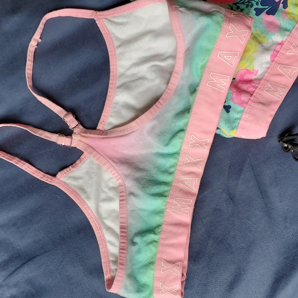 Set of 2 sports bras MAXX